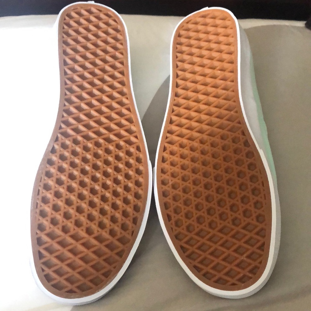 Vans sneakers - Picture 2 of 3